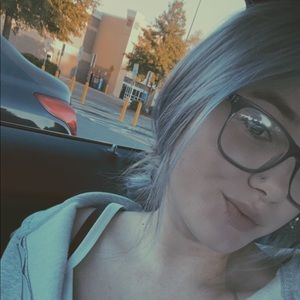 Meet your Posher, Beth